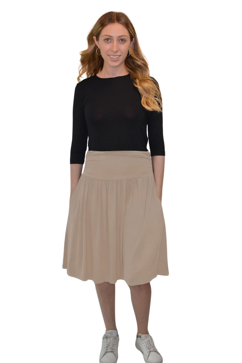 Women's Knee-Length Skirt with Ruched Waist, Gathered Style and Side Pockets